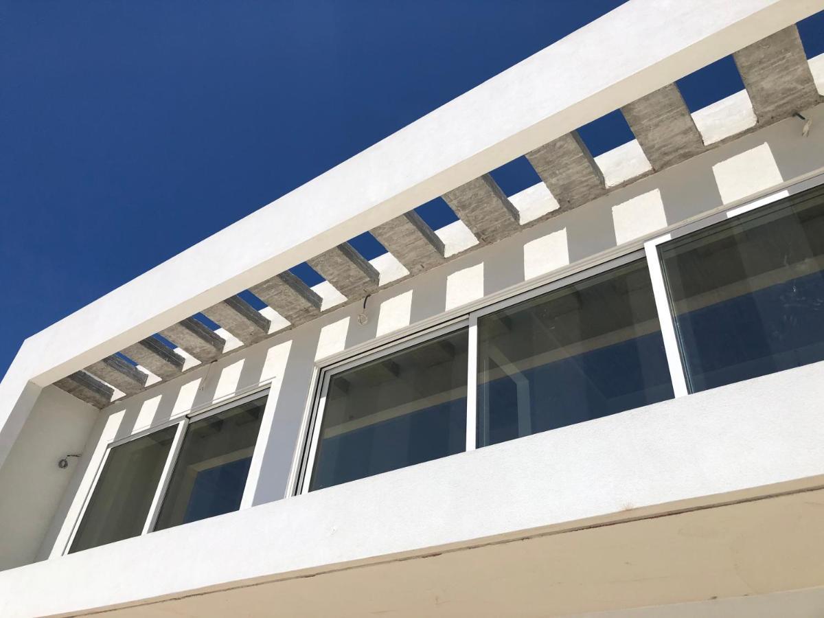 Kuro Beach House - Oceanfront Luxury & 25M Pool Achlia 外观 照片