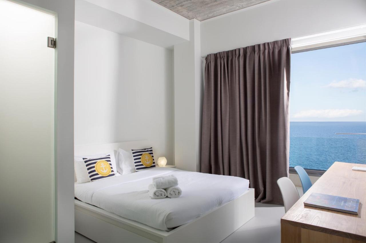Kuro Beach House - Oceanfront Luxury & 25M Pool Achlia 外观 照片