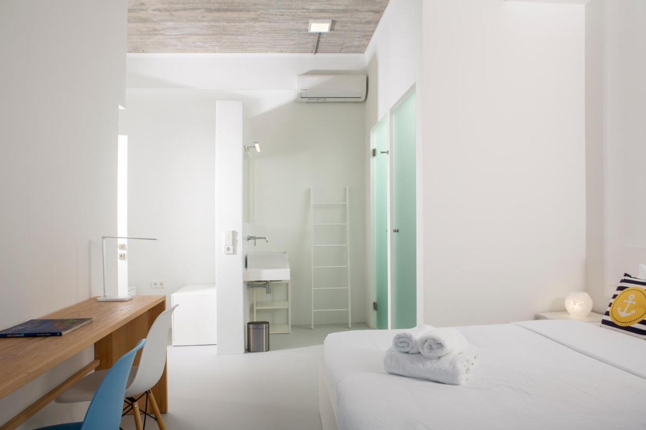 Kuro Beach House - Oceanfront Luxury & 25M Pool Achlia 外观 照片